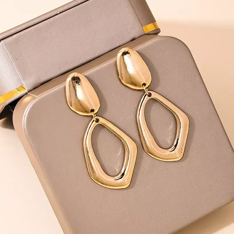 Brincos Oval Luxe