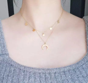 Colar Clavícula Lua Crescente